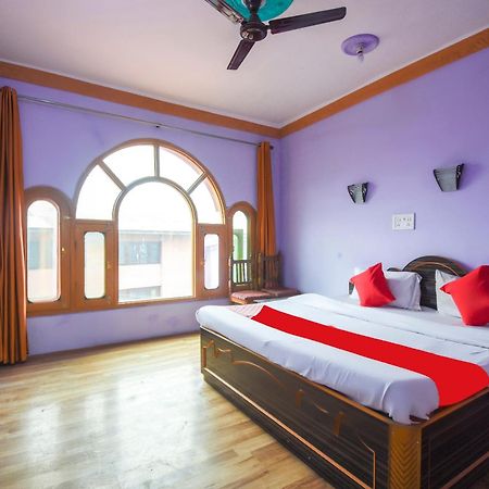 Oyo Hotel New Divine Kashmir Durgjan Buitenkant foto