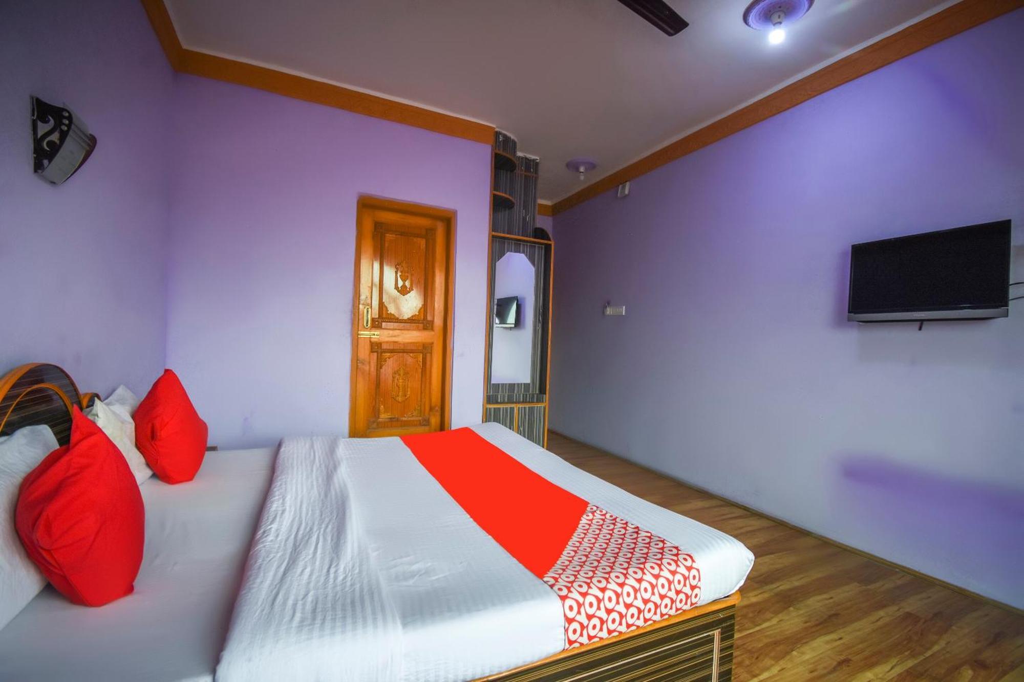 Oyo Hotel New Divine Kashmir Durgjan Buitenkant foto