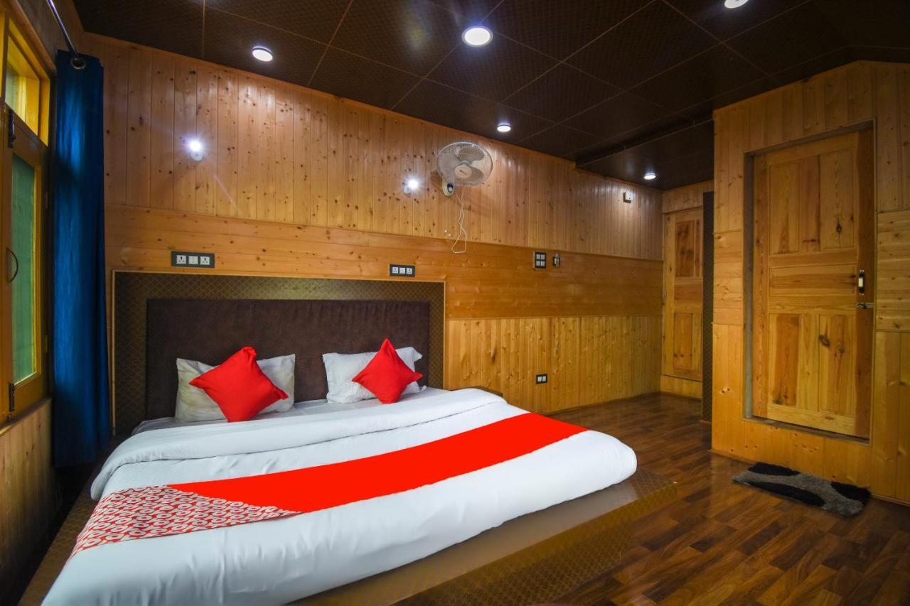 Oyo Hotel New Divine Kashmir Durgjan Buitenkant foto